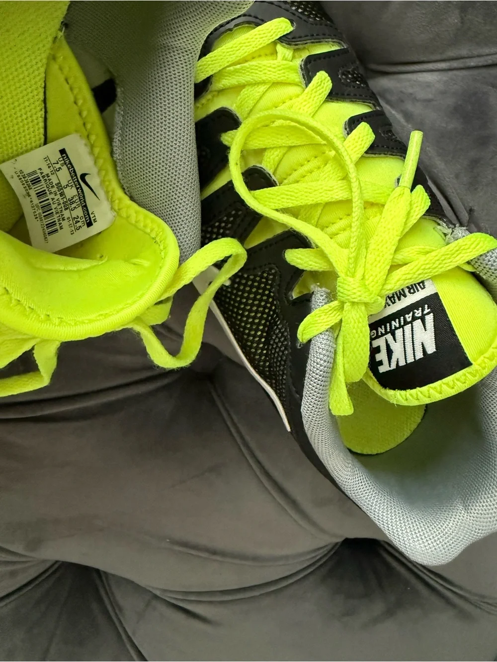 Vintage Y2K Nike Black with Neon Yellow Accent Athletic Sneakers